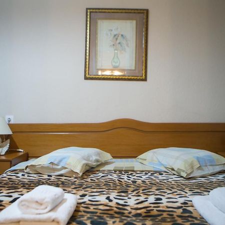 Avgi Apartment กาโต ลูตรากี ภายนอก รูปภาพ