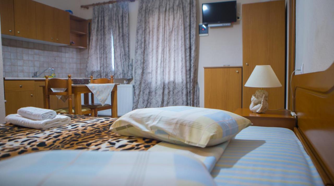 Avgi Apartment กาโต ลูตรากี ภายนอก รูปภาพ